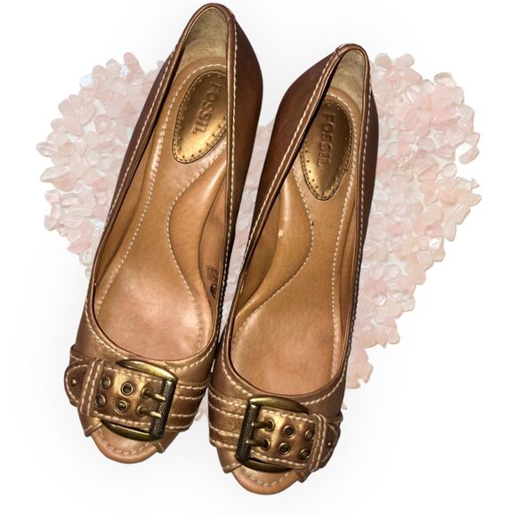 FOSSIL Gold Leather Block Heels, Peep toe with buckle, Women's Size 8 1/2 - Picture 2 of 13